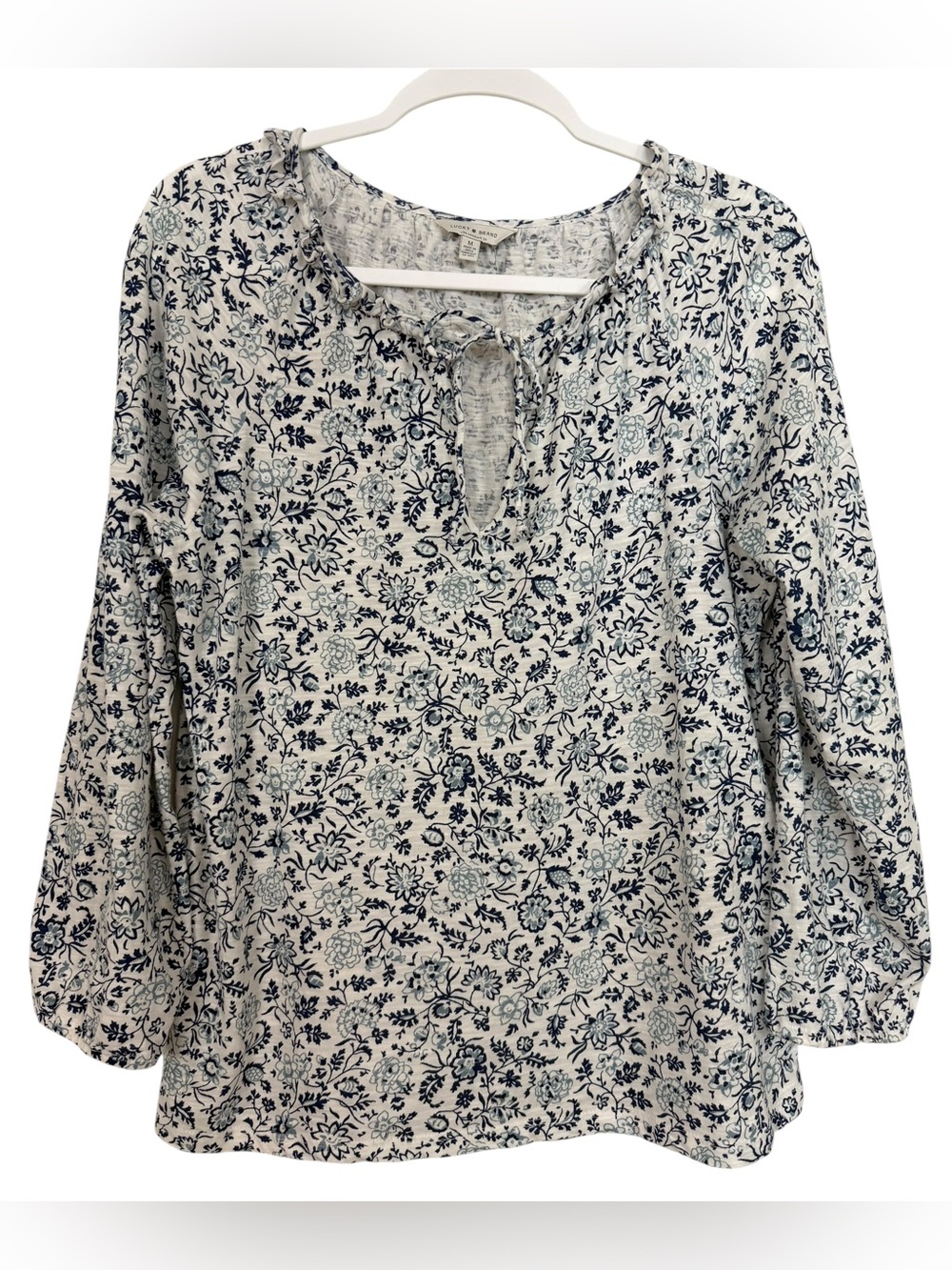 Lucky Brand Blue White Floral Boho Blouse Top Ruffle Neck Size Medium